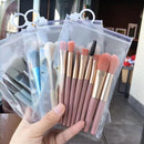 Kit com 8 pincéis de maquiagem com estojo transparente